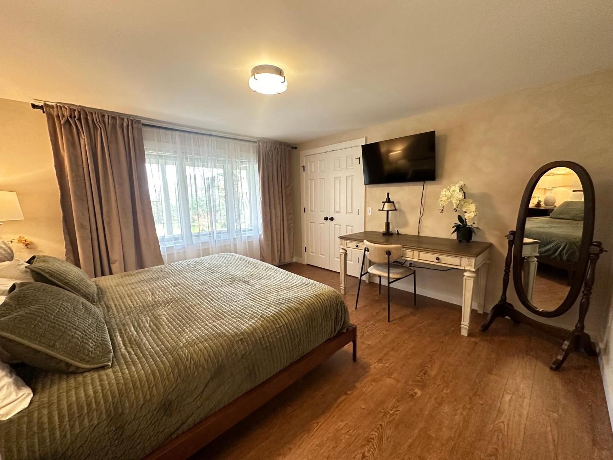 Отель Modern House Family Retreat Бар Харбор Экстерьер фото
