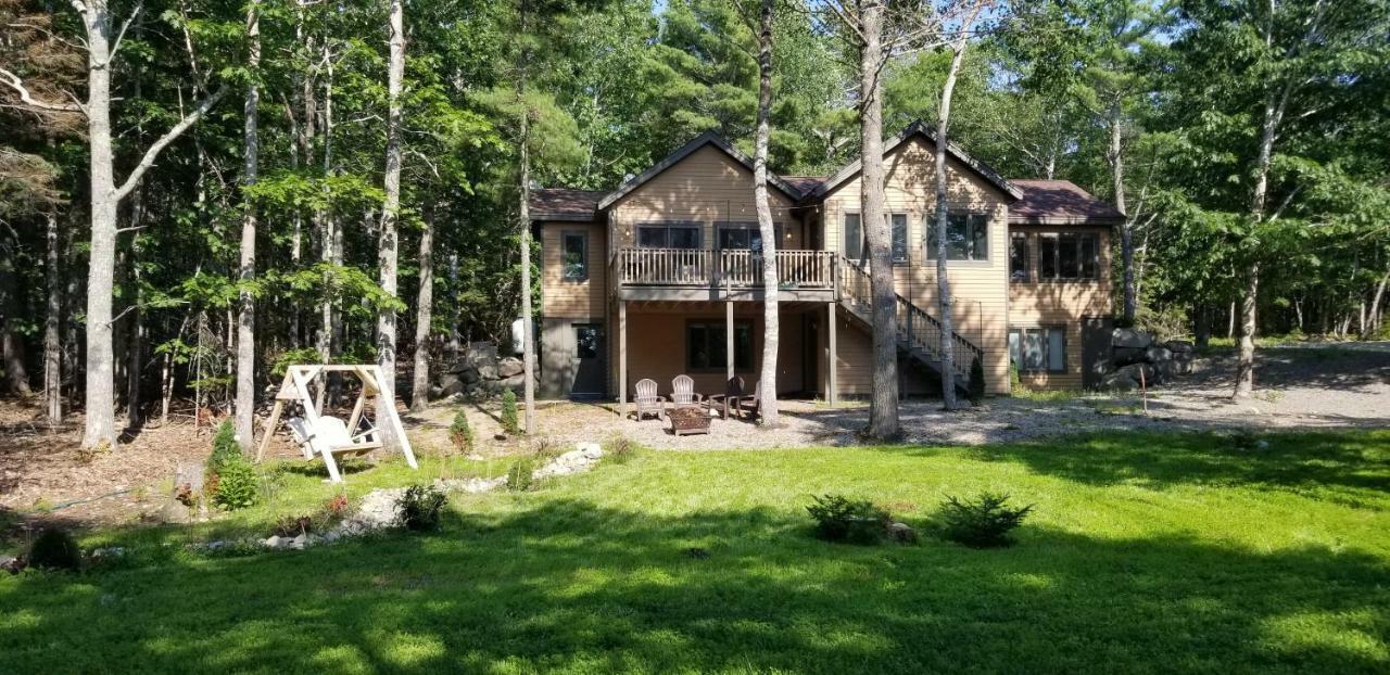 Отель Modern House Family Retreat Бар Харбор Экстерьер фото